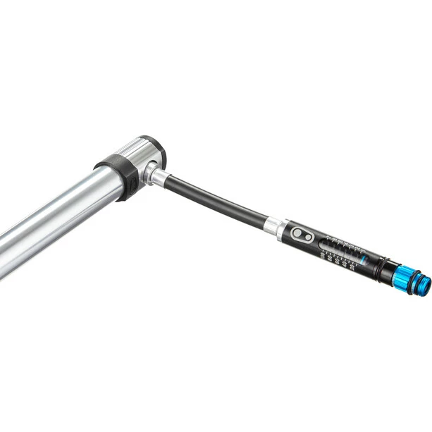 Crankbrothers Klic HV CO2-Pumpe Inkl. Rahmenhalter Analoger Manometer Silber/schwarz 6 Crankbrothers Klic HV CO2-Pumpe Inkl. Rahmenhalter Analoger Manometer Silber/schwarz – Bild 4