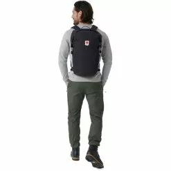 Fjällräven Fjällräven Ulvö 30 Rolltop Rucksack Schwarz -CUBE RFR Teile Verkäufe fjaellraeven ulvoe 30 rolltop backpack black 3