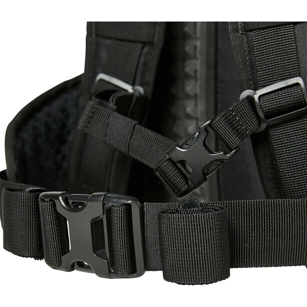 Fox Utility Trinkrucksack 10l Herren Schwarz 5 Fox Utility Trinkrucksack 10l Herren Schwarz – Bild 3