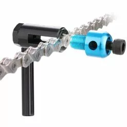 KMC Mini Kettennietdrücker 9 KMC Mini Kettennietdrücker -CUBE RFR Teile Verkäufe kmc mini chain tool 4