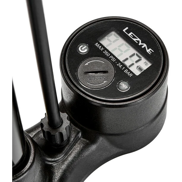 Lezyne Macro Floor Drive Digital Standpumpe Schwarz 8 Lezyne Macro Floor Drive Digital Standpumpe Schwarz – Bild 6