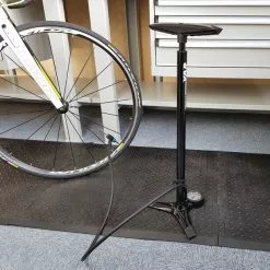 VAR RP-80600-C Professional Standpumpe Schwarz -CUBE RFR Teile Verkäufe var rp 80600 c professional floor pump black 5