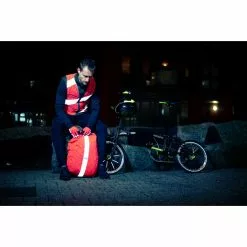 Wowow Rebel Rucksackhülle 20-25l Rot -CUBE RFR Teile Verkäufe wowow rebel backpack cover 20 25l red 3